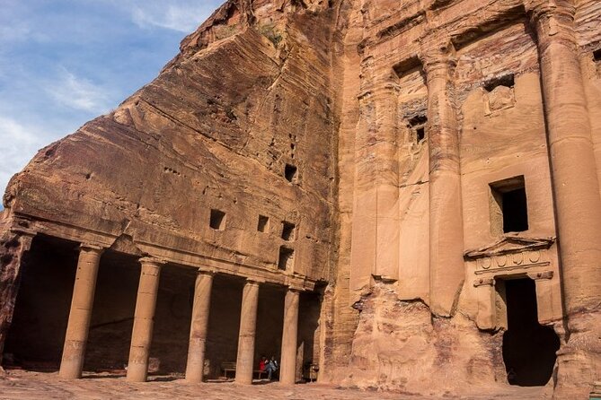 3-Day Petra and Wadi Rum Private Guided Tour from Jerusalem - Day 3: Returning through King Hussein Bridge
