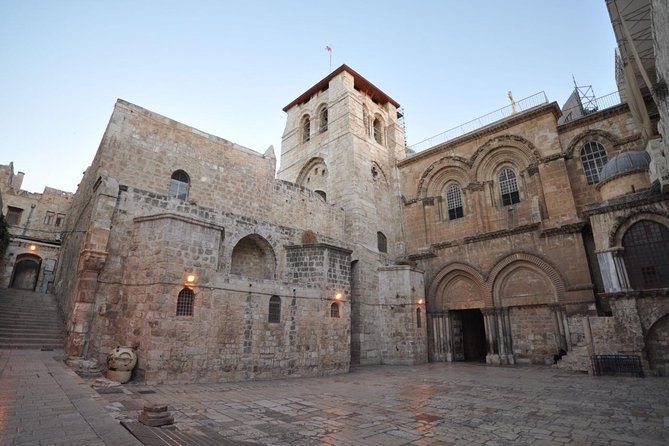 All Inclusive Walking Tour Old City Jerusalem - Roman streets and the Broad Wall in the Jewish Quarter