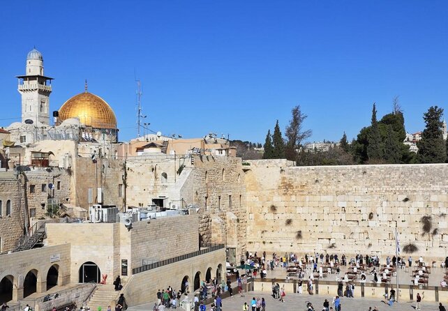 Ashdod Shore Excursion: Private Jerusalem Tour Including Western Wall - Mahane Yehuda Market brings the day into modern Jerusalem