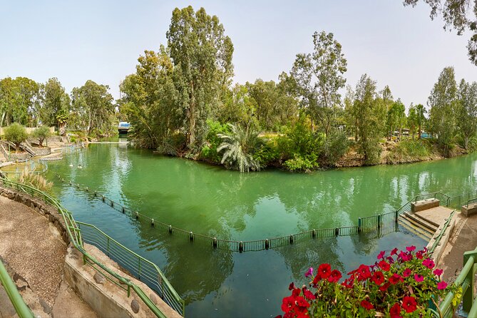 Bethlehem, Jericho & Jordan River Tour from Jerusalem - Guide quality and souvenir stops