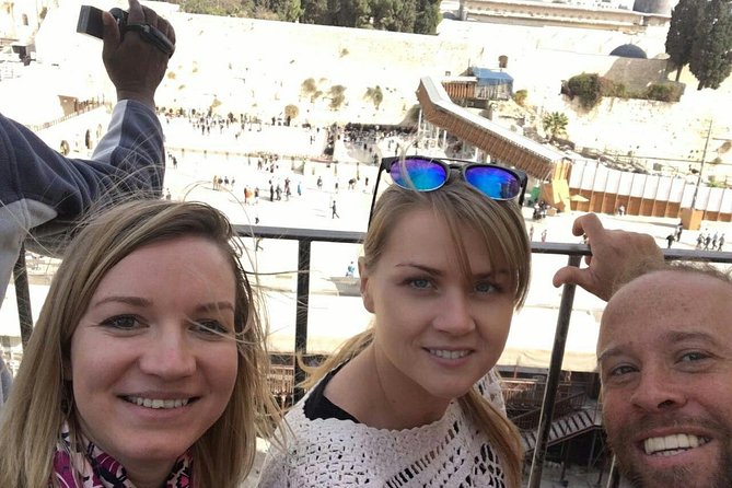 Boutique Walking Tour of Jerusalem - Western Wall and the meaning of access