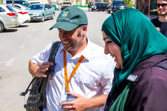 Boutique Walking Tour of Jerusalem - Schindler’s grave and the stones left behind