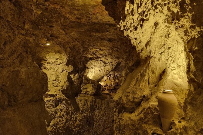 City of David Private Guided Tour - Hezekiah’s Tunnel: the tour’s most unusual experience