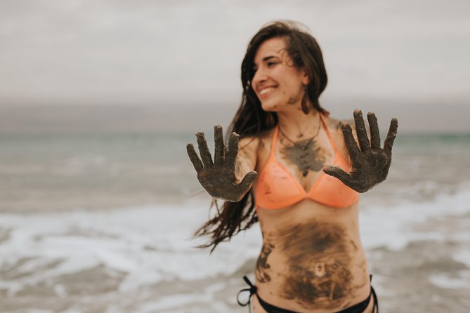 Dead Sea Chill Out Half-Day Trip from Jerusalem - Trying the mineral-rich mud