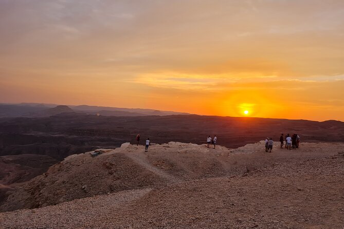 Desert Family Fun: Traditional Bread and Jeep Tour - Riding through the Eilat Mountains
