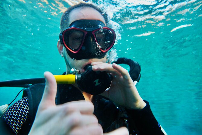 Discover Scuba Diving - Indroductory Dives - Meeting Stefan or Shiran and getting ready