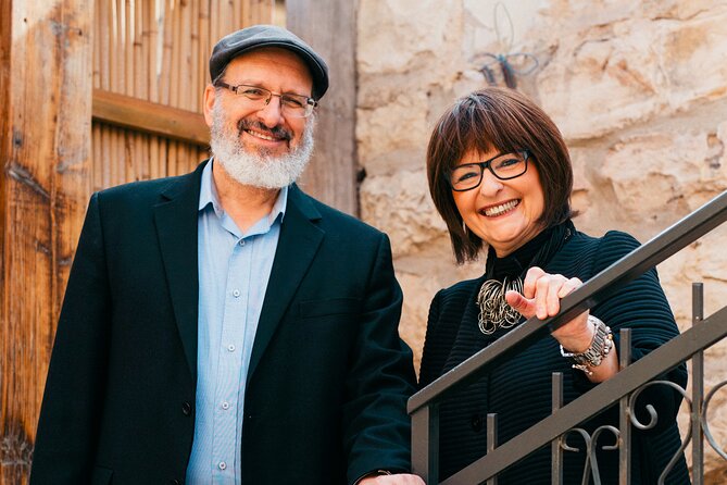 Experience Shabbat With Dinner In Jerusalem - Meeting Osnat And Rabbi Shaul On Elisha Street