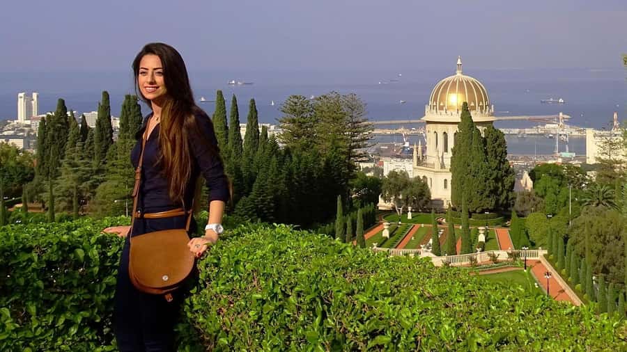 From Jerusalem: Caesarea, Haifa, Acre & Rosh Hanikra Tour - Transport, walking, and the cost question