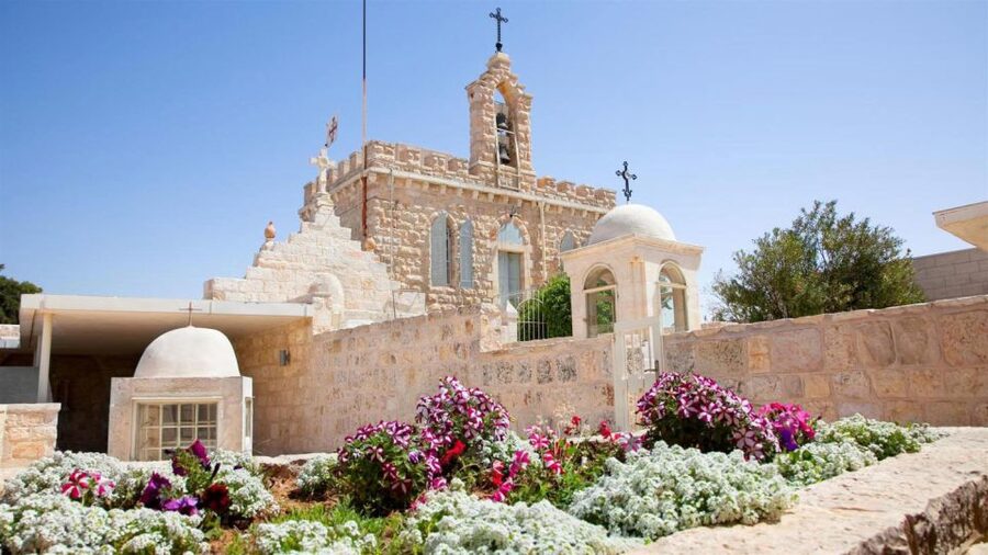 From Sharm El-Sheikh: Colored Canyoun , Blue Hole & Dahab - Why this day trip works so well