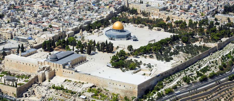From Tel-Aviv: Day Tour to Origins of Christ in Jerusalem - Entering the Old City through Lion’s Gate