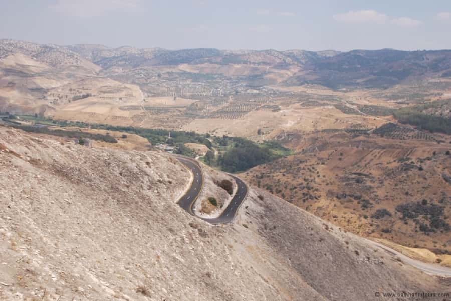 From Tel Aviv: Golan Heights Tour - Crossing the Plain of Armageddon