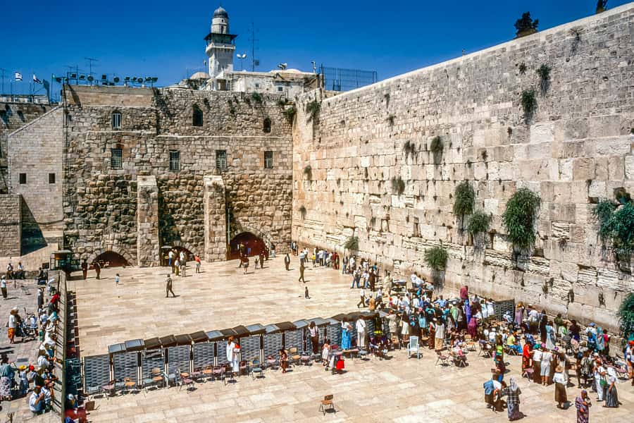 From Tel Aviv: Jerusalem and Bethlehem Guided Day Trip - Lunch in the Christian Quarter