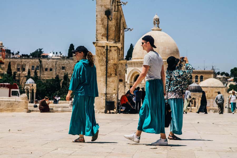 From Tel Aviv: Jerusalem Old City Guided Tour - Walking all four quarters of the Old City