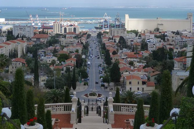 Haifa Highlights Private Tour - Wadi Nisnas: the optional lunch worth considering