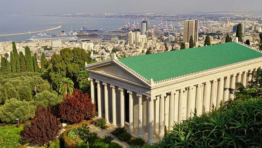 Haifa Private Tour - Walking through the German Colony