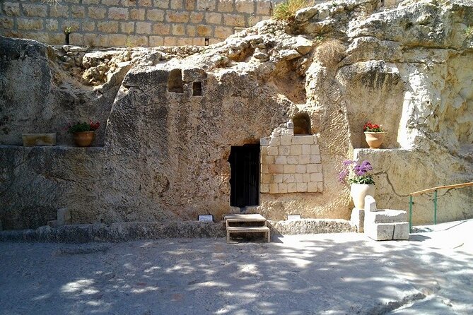 In The Footsteps of Jesus Day Tour - Dguide Self Guiding App - Bethesda, St. Ann, and the first entrance fee