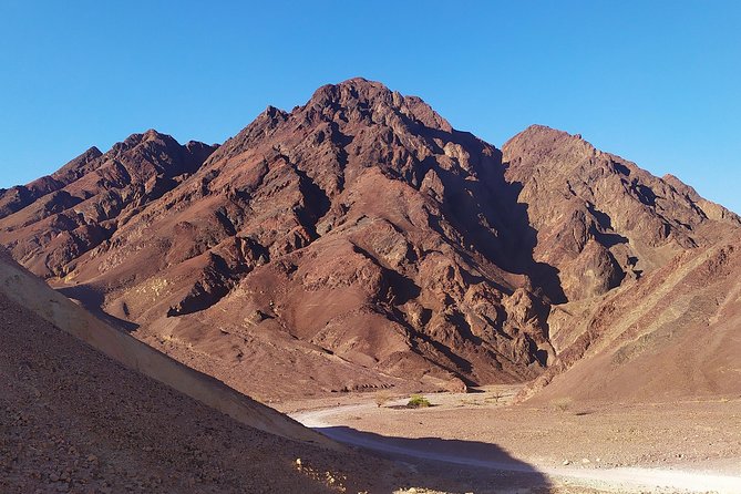 Jeep tour adventure Eilat mountains - Crossing the Solomon River valley