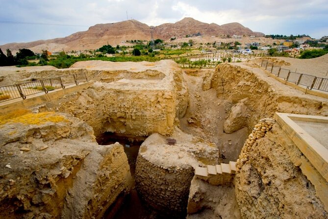 Jericho, the Jordan river & the Dead Sea from Jerusalem - Riding toward the Mount of Temptation