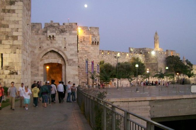 Jerusalem, Bethlehem & Dead Sea - Walking the Via Dolorosa in 25 minutes