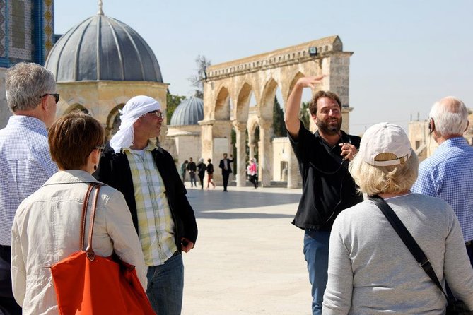 Jerusalem: Dual Narrative Tour - Why the dual-guide format matters in Jerusalem