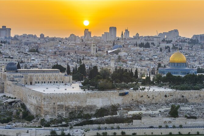 Jerusalem Full-Day Tour from Tel Aviv INCLUDING ENTRANCE FEES - The Church of the Holy Sepulchre requires patience