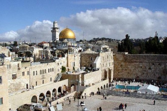 Jerusalem Half Day Tour: Holy Sepulchre and Western Wall - Starting above Jerusalem at 8:30 a.m.