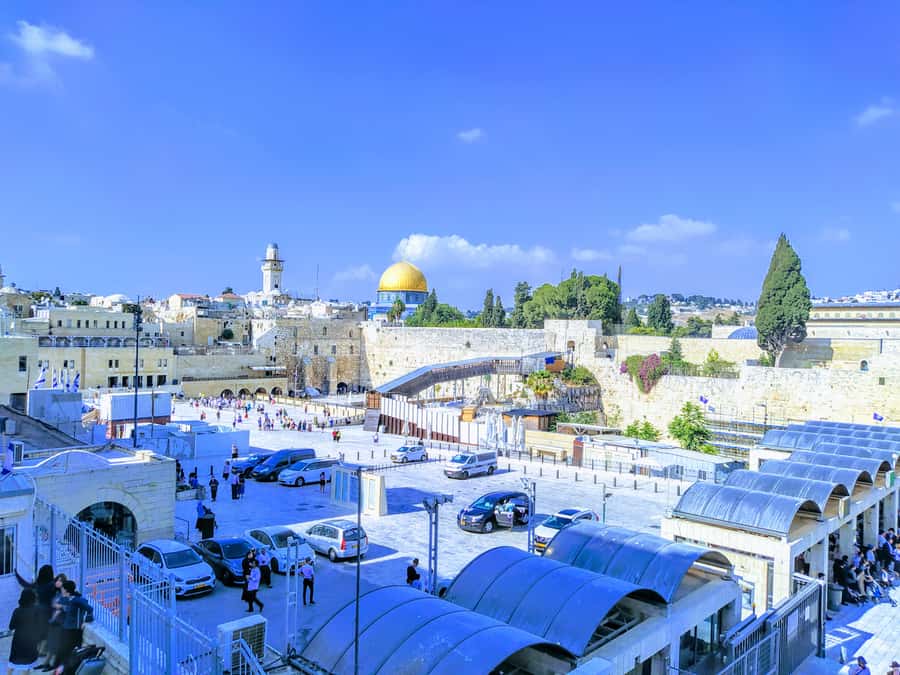 Jerusalem: Old City Private Walking Tour of Religious Sites - Seeing the Temple Mount and its two famous buildings