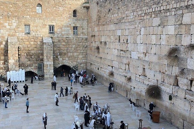 JERUSALEM private tour with ELAD VAZANA - Life in Israel & Palestine Then & Now - Via Dolorosa and the Christian Quarter follow a meaningful route