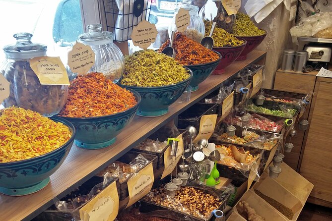 Levinsky Market Tasting Tour - The guide matters as much as the food