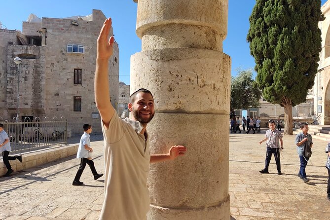 Magical Walking Tour in Old City of Jerusalem - The Hurva Synagogue in five minutes