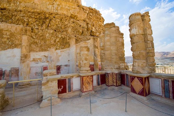 Masada & Dead Sea tour from Tel Aviv - ALL ENTRANCE FEES INCLUDED - Riding the cable car to Masada