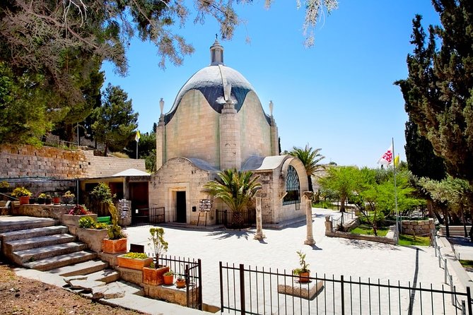 Palm Sunday in Jerusalem: Mass at Bethpage and Via Dolorosa Procession - The Via Dolorosa with music and pilgrims