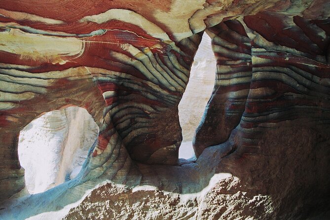 Petra 2 Day Tour from Tel Aviv + FREE Authentic Lunch - A late lunch and an overnight stay near the ruins