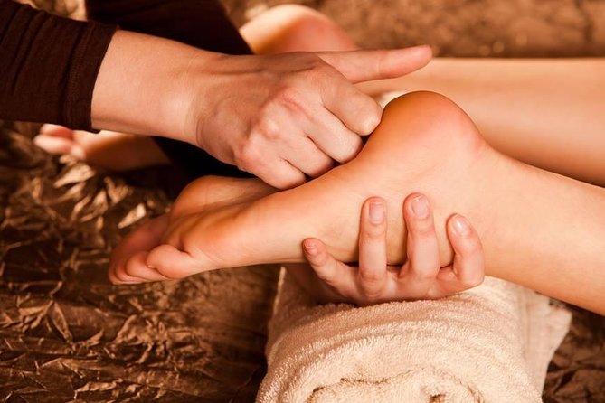 Private Couple Massage workshop - Adding Shiatsu, Thai, and deep tissue elements