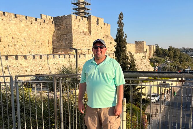 Private Guided Tour in old city Jerusalem - The Christian Quarter, Holy Sepulchre, and Via Dolorosa