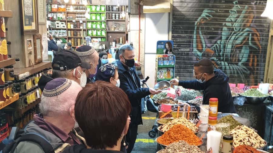 Private Tour to the Culinary World of Jerusalem Market - Why Mahane Yehuda makes a good food tour setting