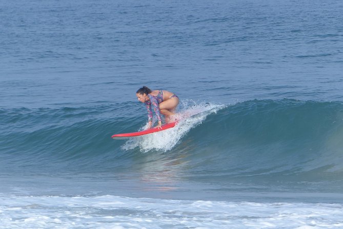 Professional Surfing lessons in the heart of Tel Aviv - Walking to the Beach and Preparing on Land