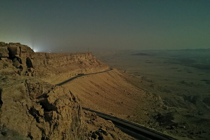 Stargazing Mitzpe Ramon - Comfort in a cold desert night