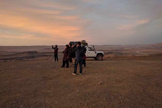 Sunset time Ramon Crater Jeep tour, bonfire and stargazing - Weather, Seasons, and Timing