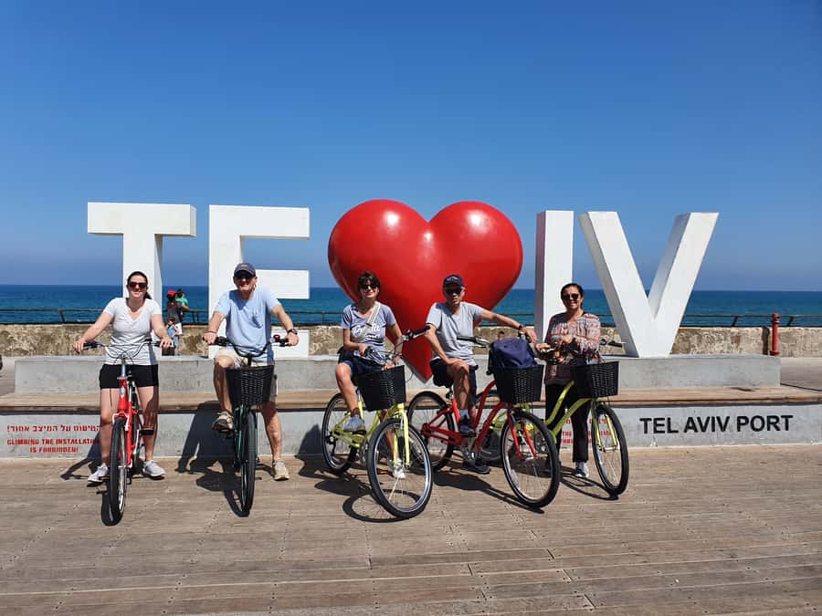 Tel Aviv 3-Hour Easy Bike Tour - The promenade and the Tachana Compound