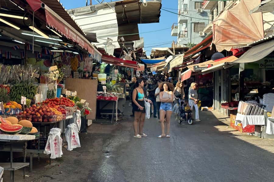 Tel Aviv: Carmel Market & Neighborhood Guided Walking Tour - What the $39 price gets you