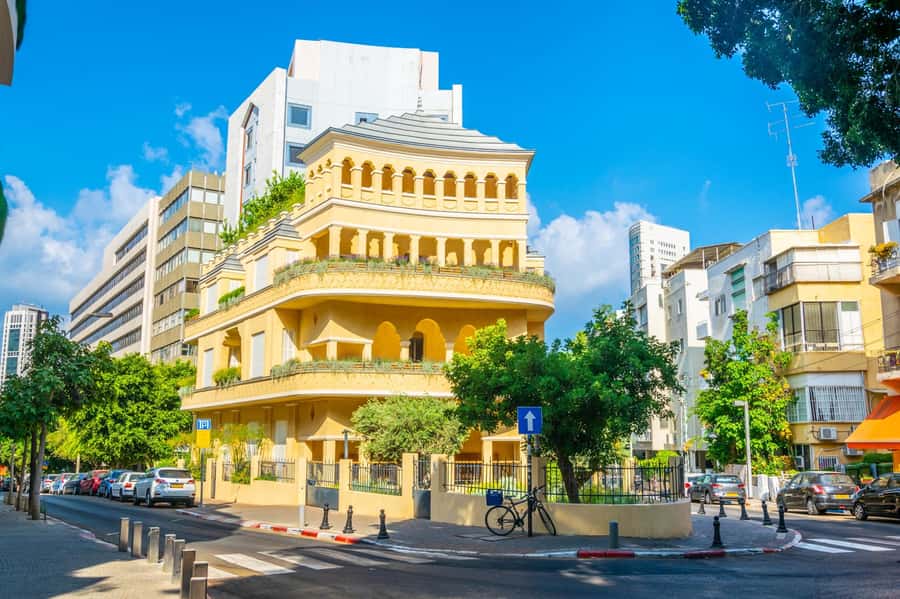 Tel Aviv: Florentin Saturday Walking Tour - HaMesila Park and the first burst of graffiti