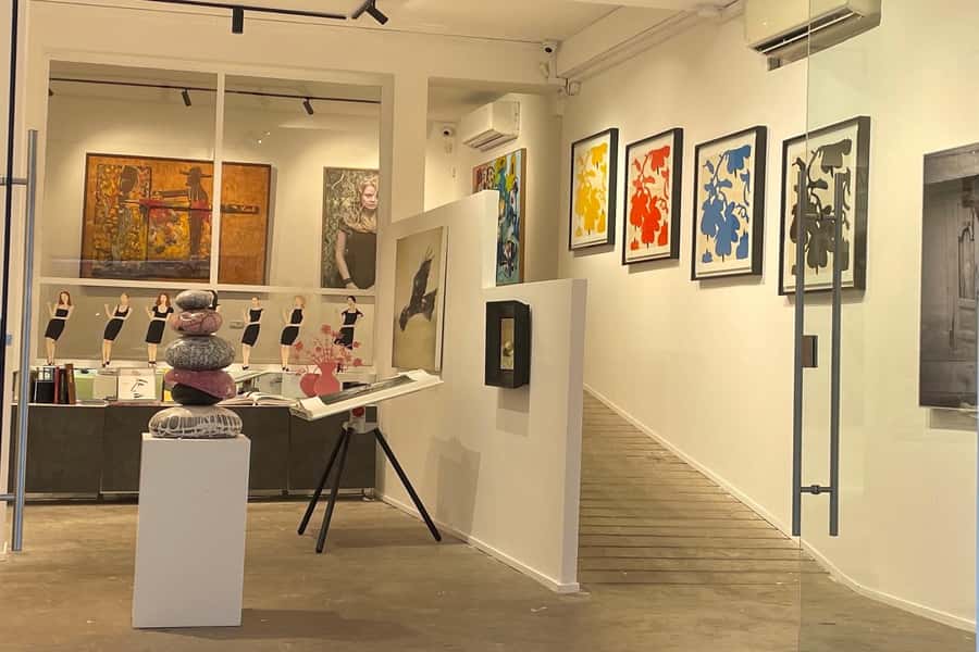 Tel Aviv: Neve Tzedek Cultural Walking Tour - Suzanne Dellal Center and Neve Tzedek’s Creative Identity