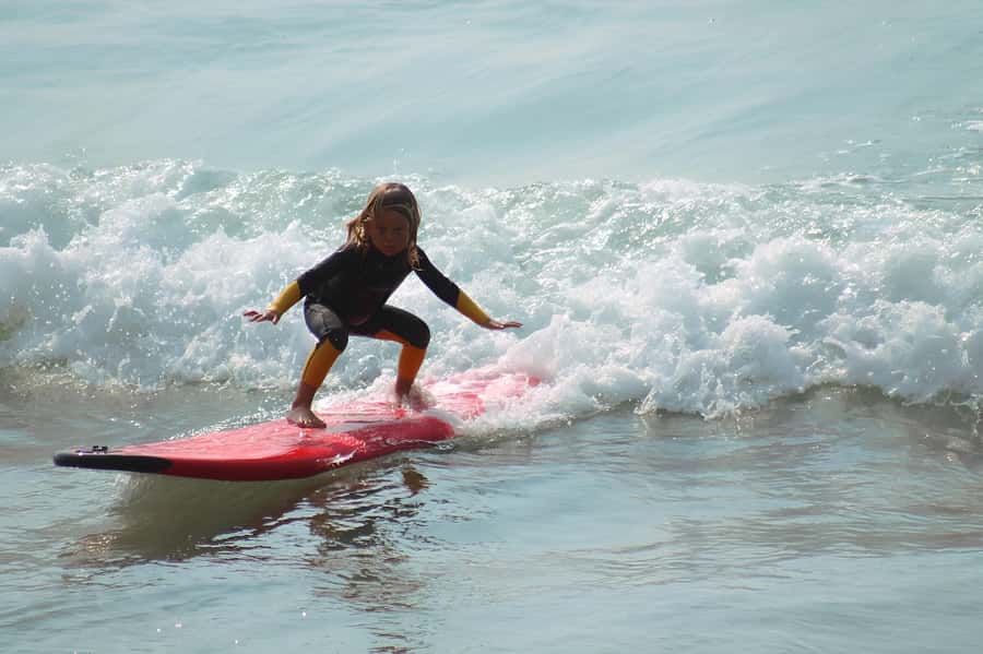 Tel Aviv: Professional Surfing Lessons at Beach Club TLV - What the Private Format Adds