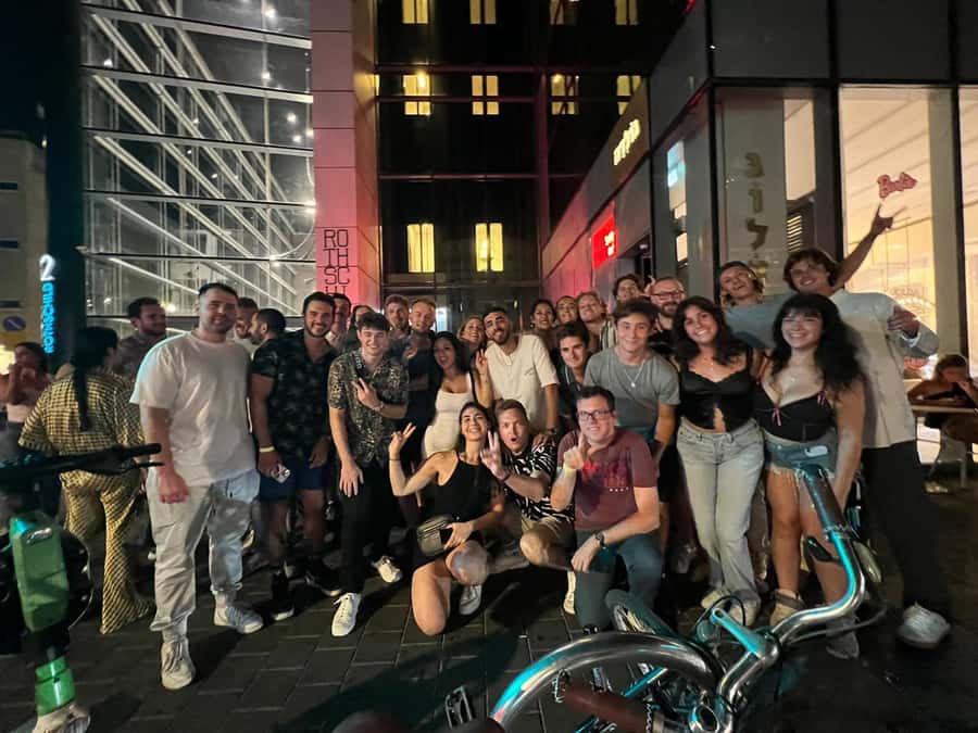 Tel Aviv: Pub Crawl and Nightlife Tour with Shots - VIP entry helps on a busy night