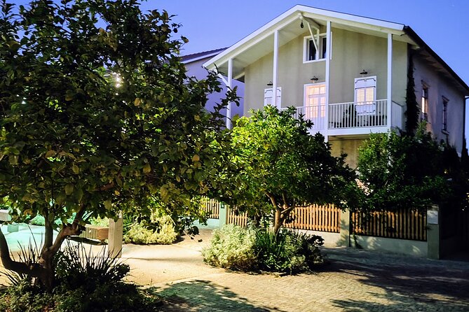 Tel Aviv's Old Neighborhoods walking Tour - Key points at a glance